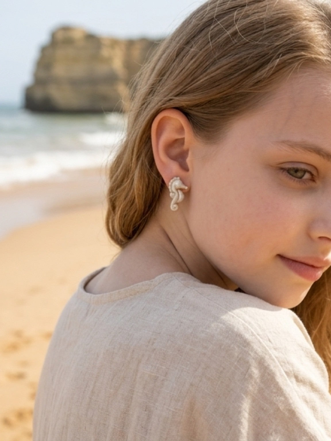 Seahorse - Gold Glitter Stud Earrings